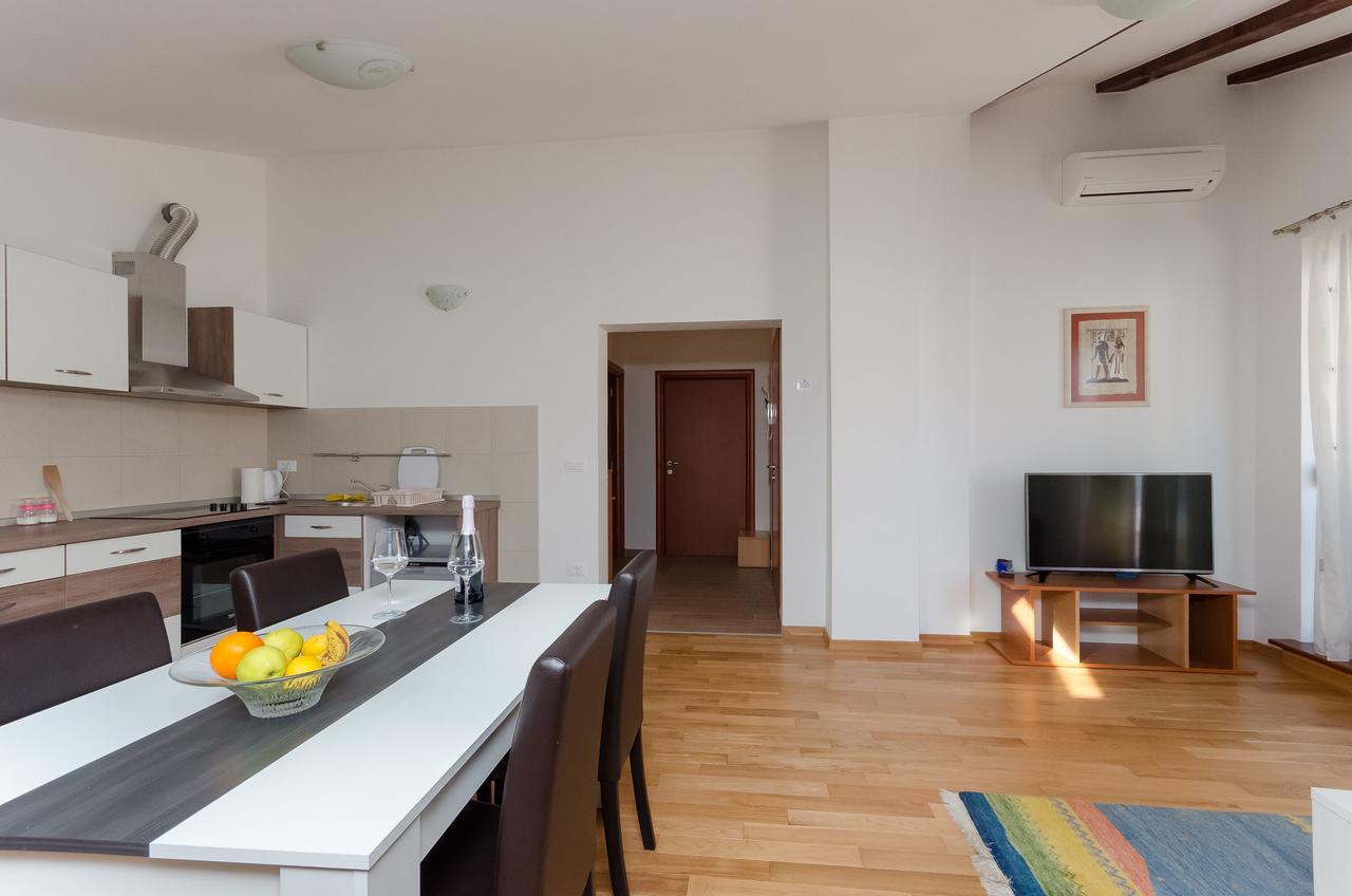 Apartment Goran Rovinj Bagian luar foto