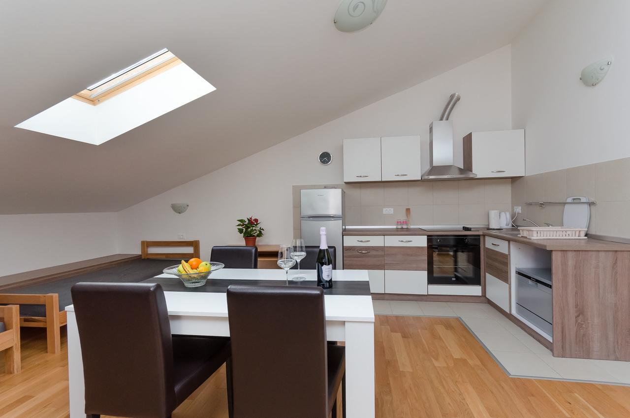 Apartment Goran Rovinj Bagian luar foto