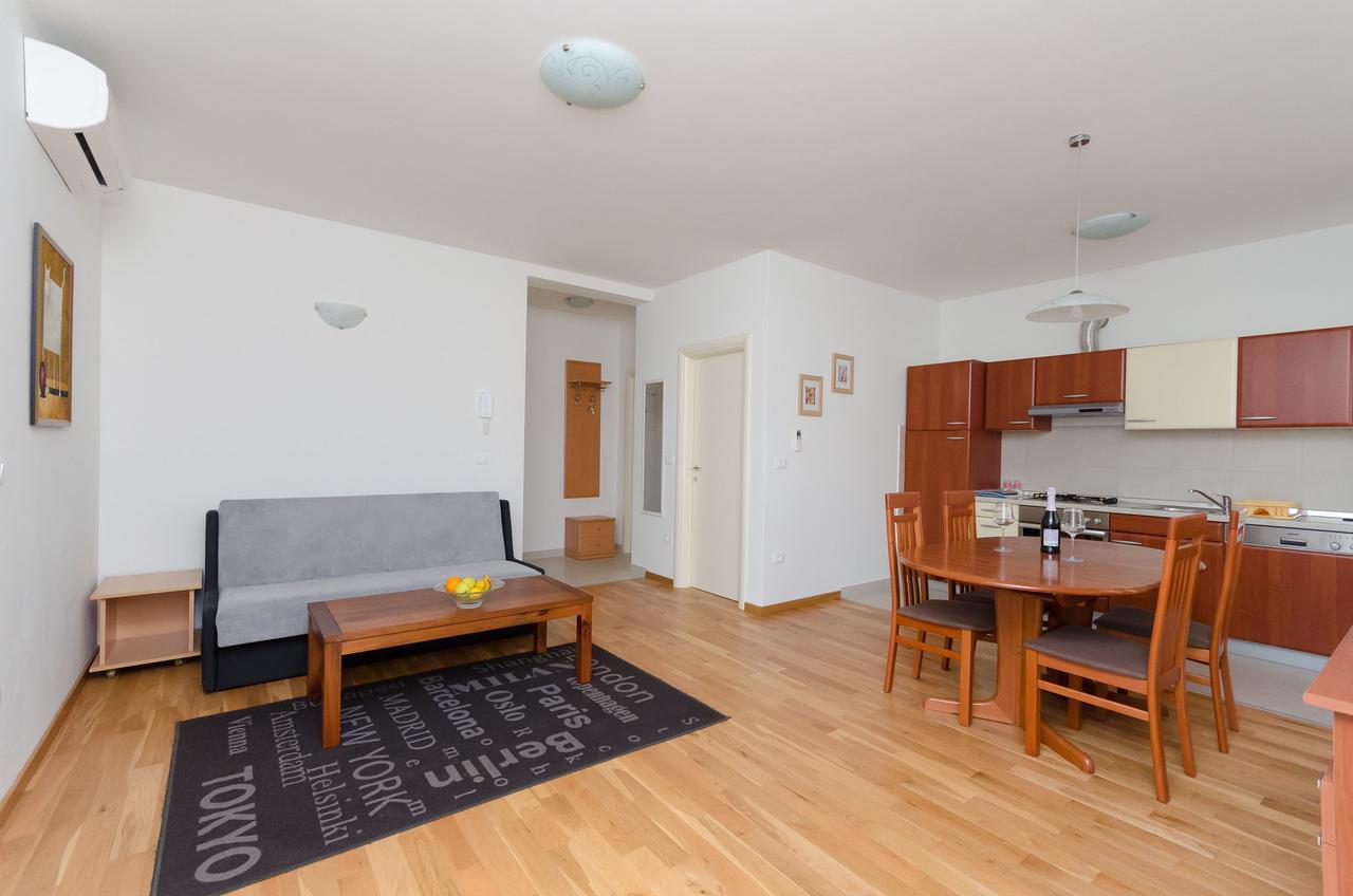 Apartment Goran Rovinj Bagian luar foto